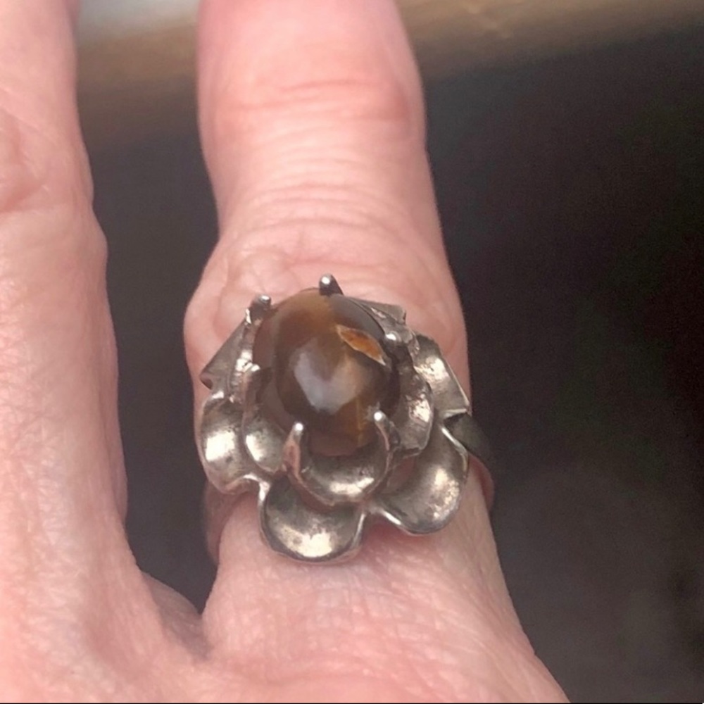 Silver Tiger Eye Ring - image 2
